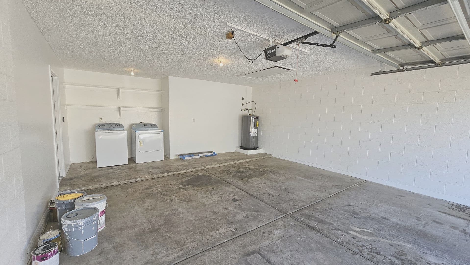 Glendale House: 10127 W. Orange Dr.