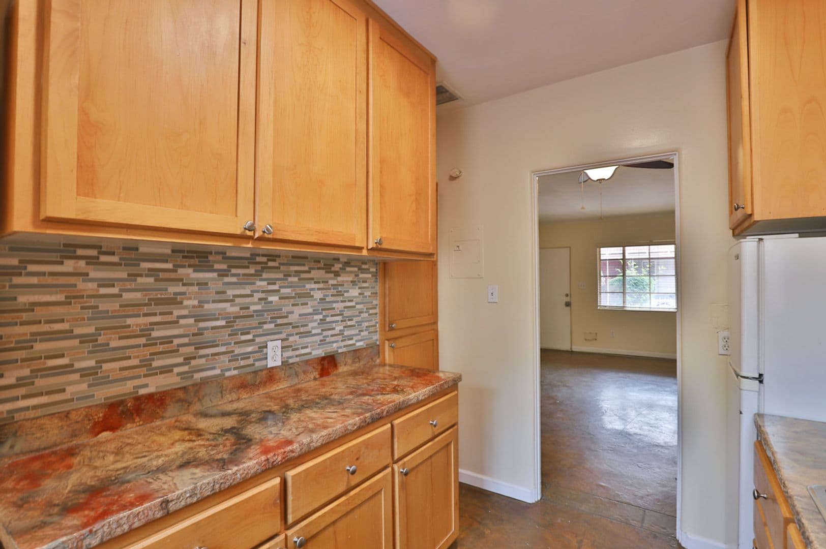 Phoenix Apartment: 114 E. Mariposa St. #8