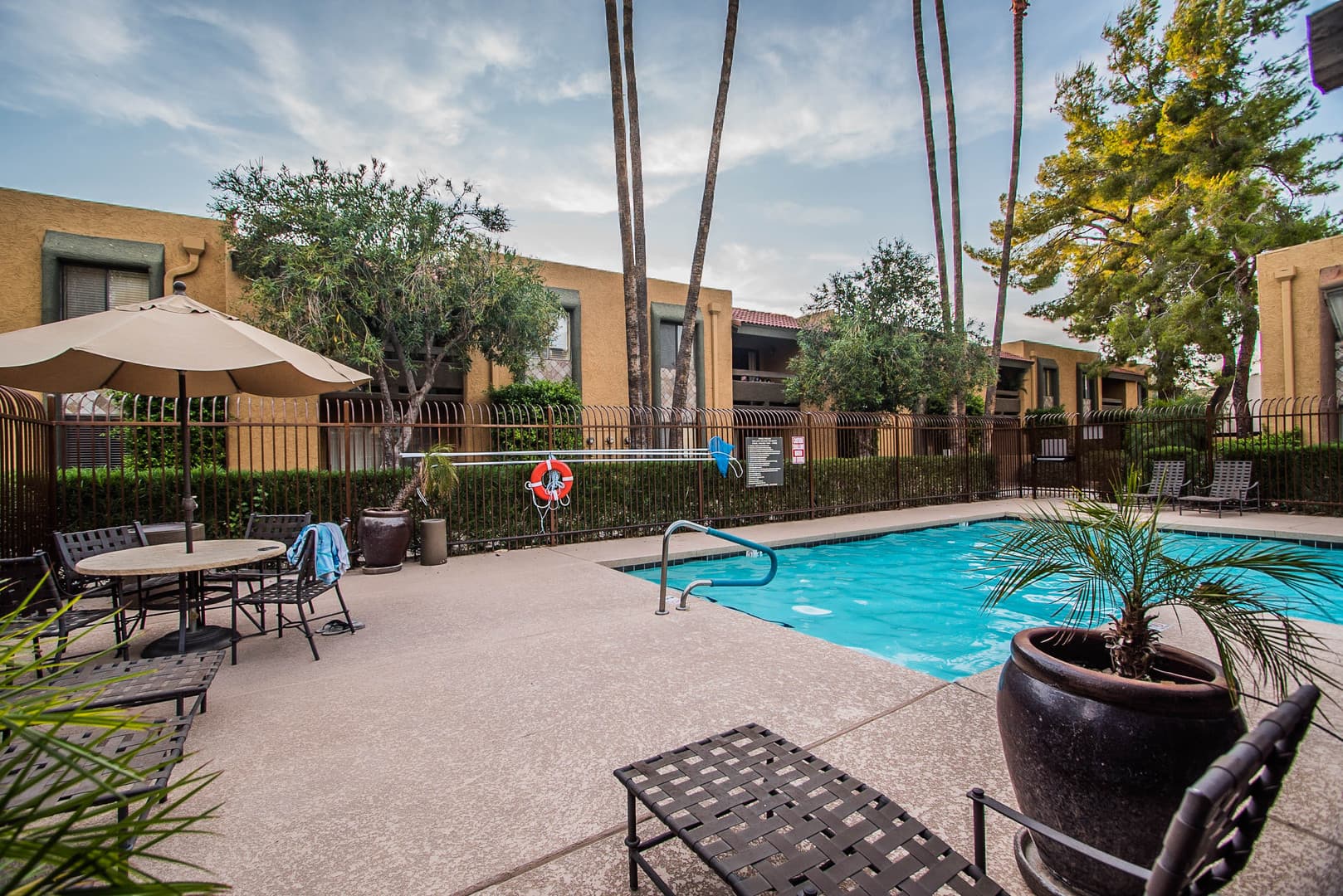 Scottsdale House: 8500 E Indian School Rd #214