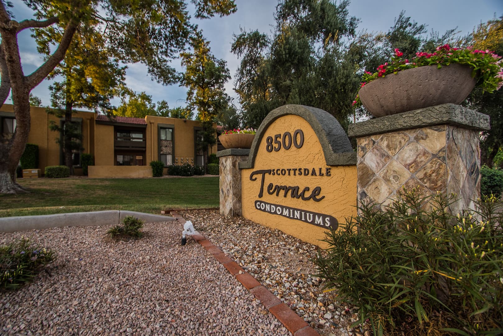 Scottsdale House: 8500 E Indian School Rd #214