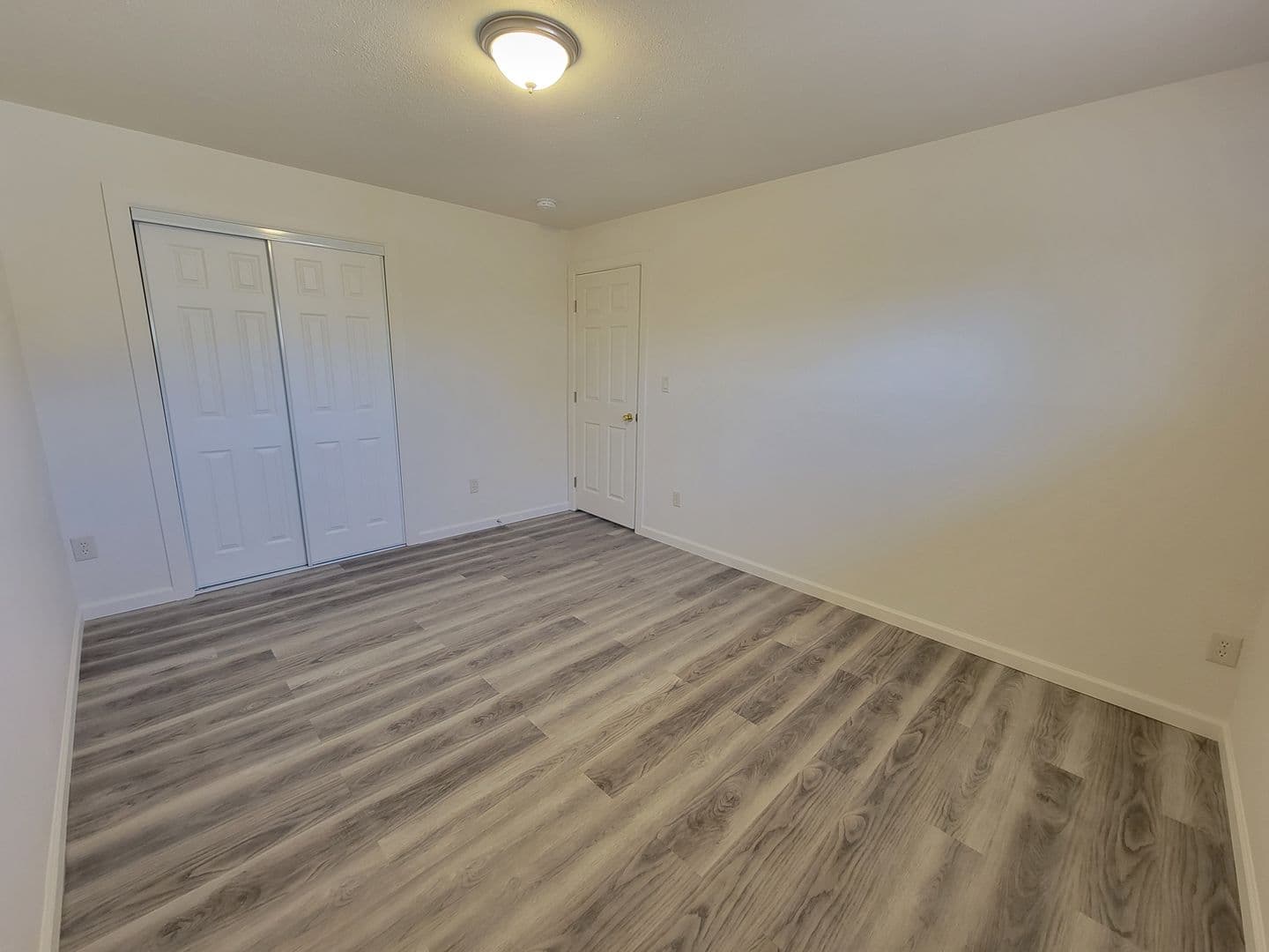 Flagstaff Apartment: 3009 N. Rose St. 9-15