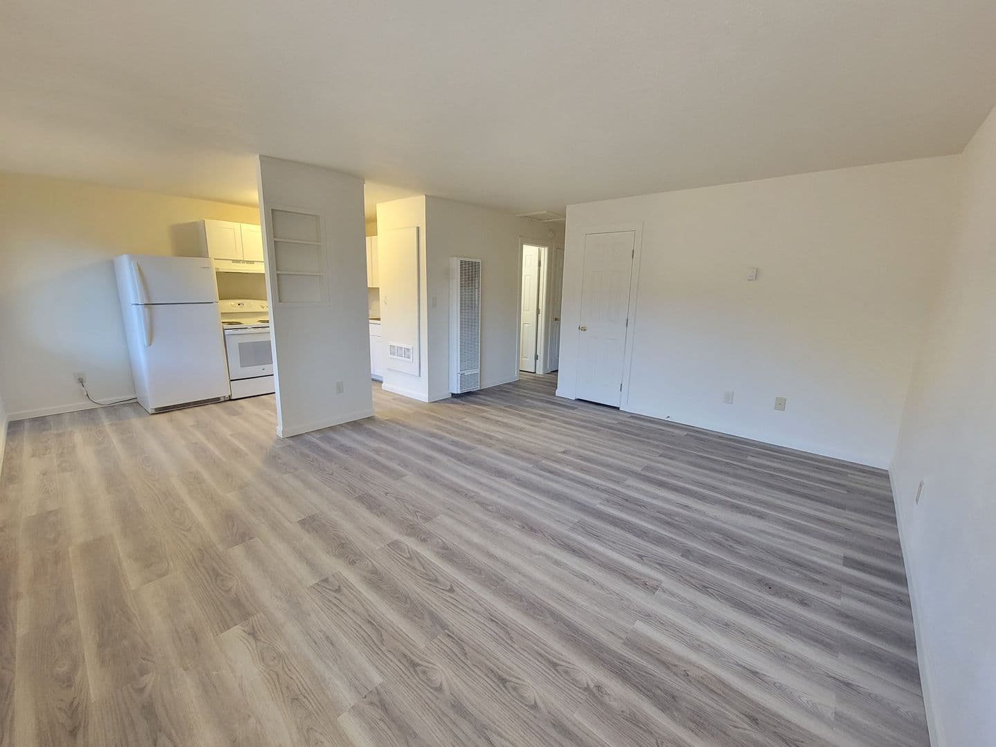 Flagstaff Apartment: 3009 N. Rose St. 9-15