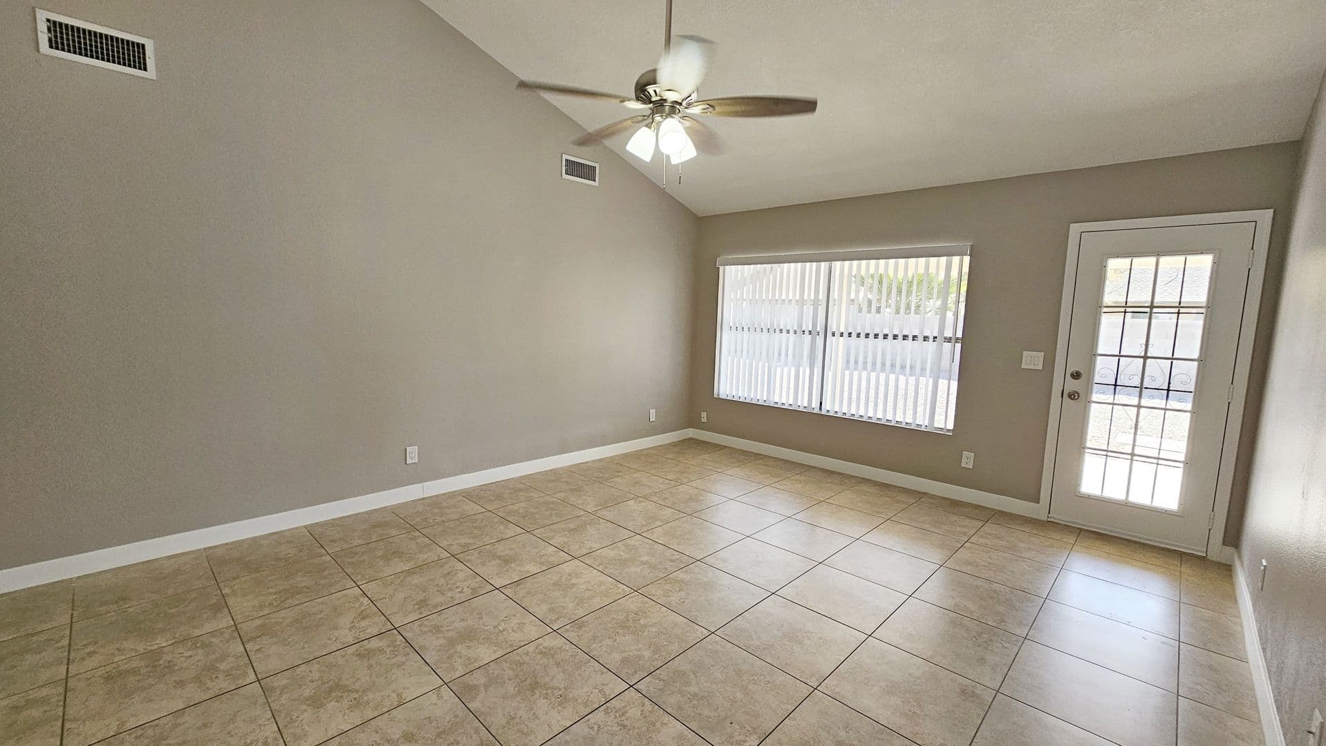 Glendale House: 10127 W. Orange Dr.