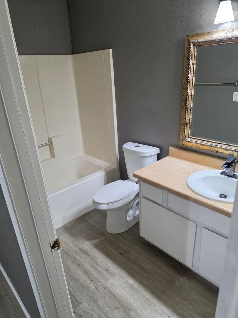 Flagstaff Condo: 1385 W. University Ave. #9-167