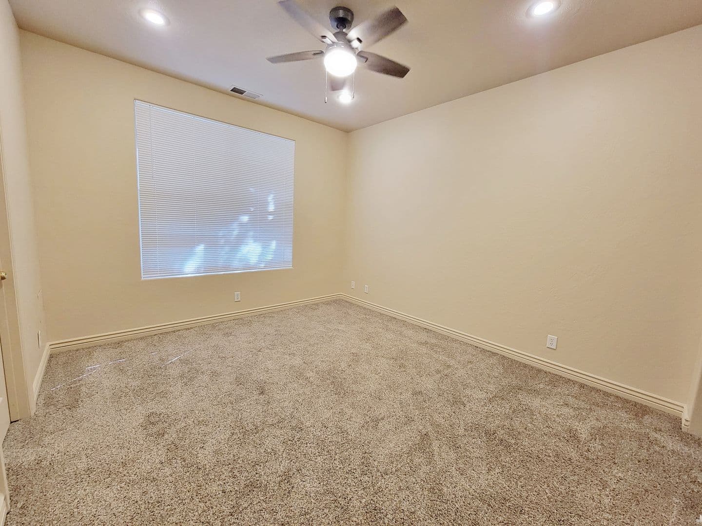 Flagstaff House: 1402 E. Scarlet Dr.