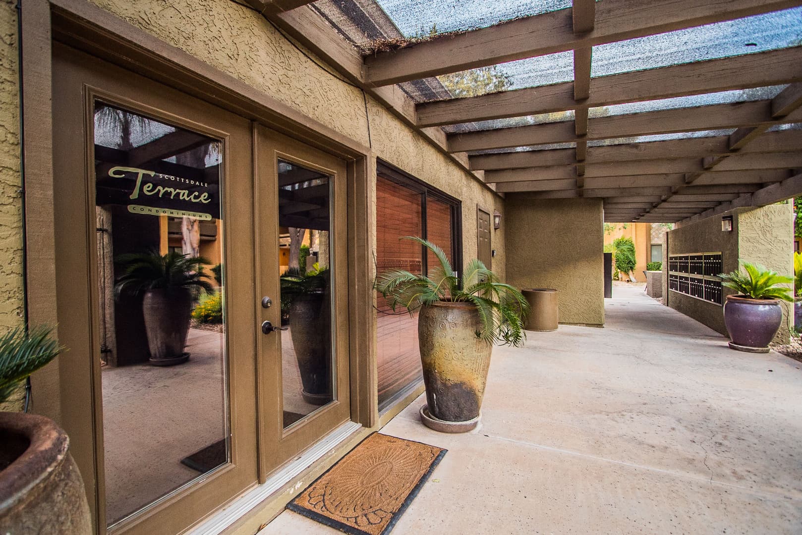Scottsdale House: 8500 E Indian School Rd #214