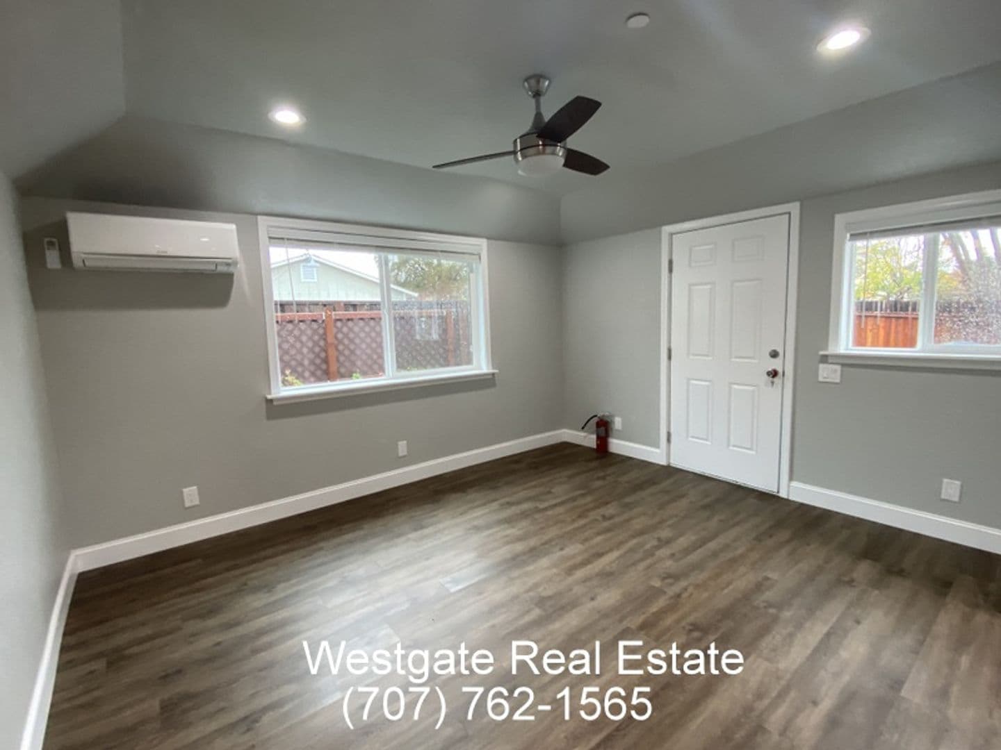 Petaluma Apartment: 320 Bassett Street