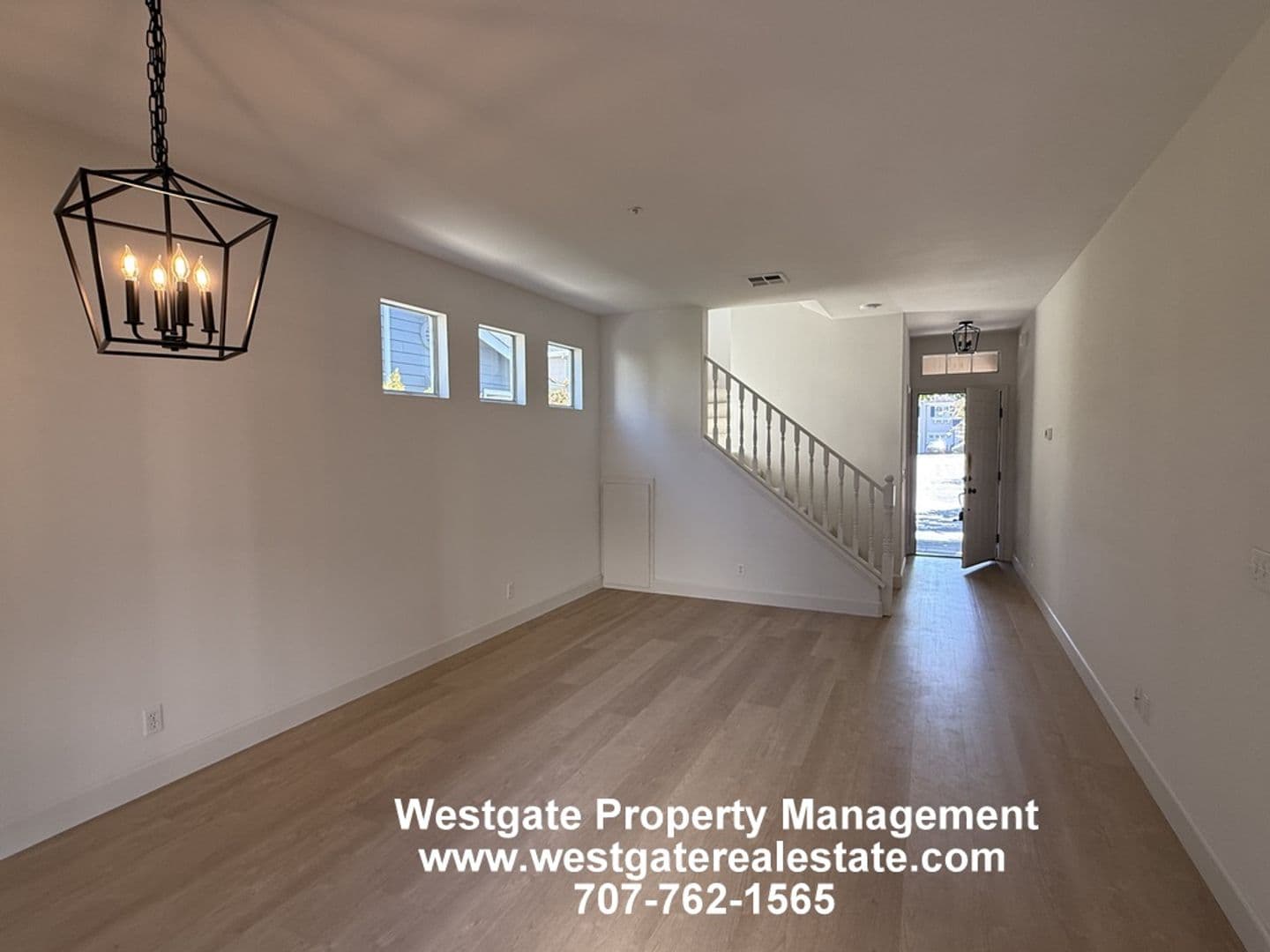 Petaluma House: 2083 Easton Drive