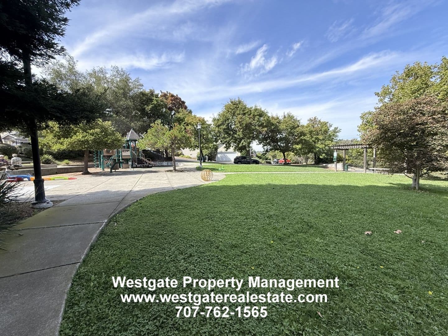 Petaluma House: 2083 Easton Drive