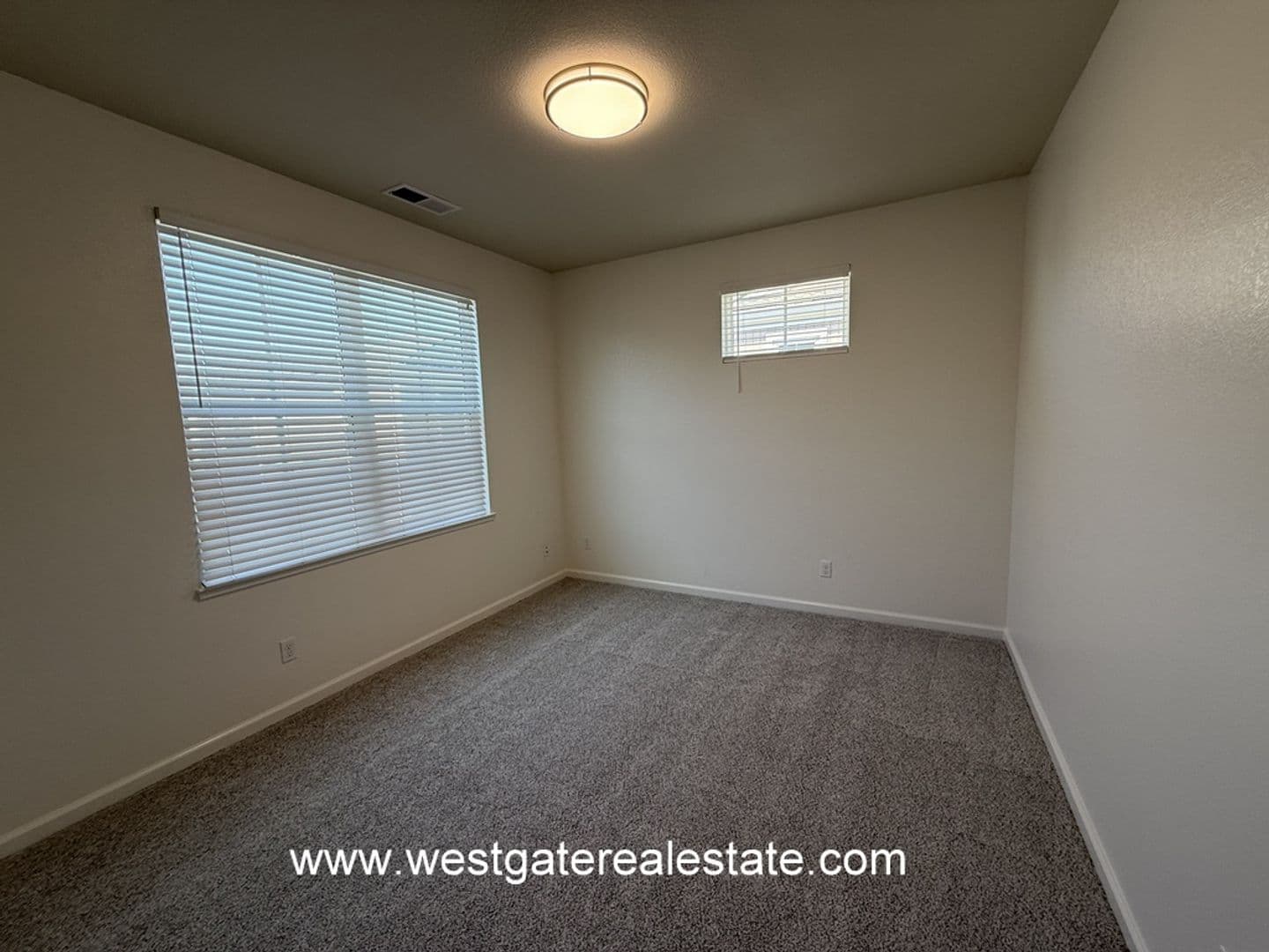 Petaluma House: 703 Wood Sorrel Drive