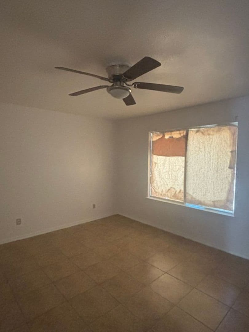 Dos Palos House: 2217 Marguerite St
