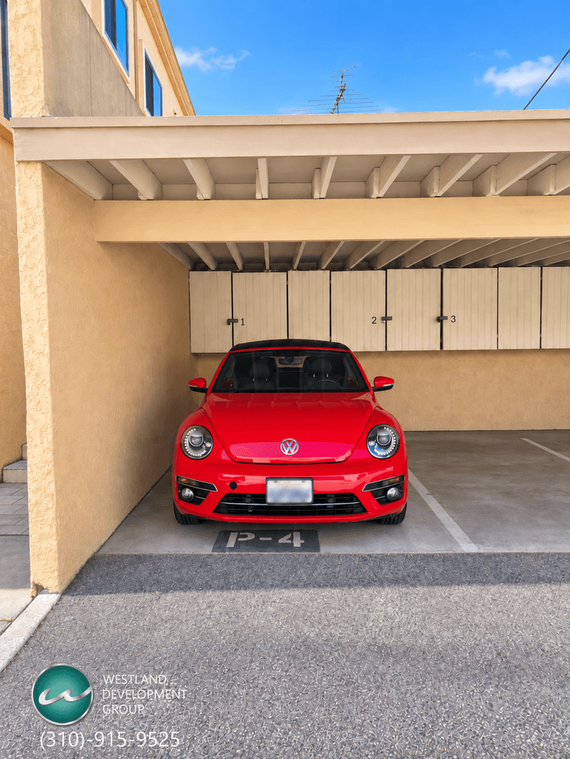 Los Angeles Apartment: 1506 S Barrington Avenue