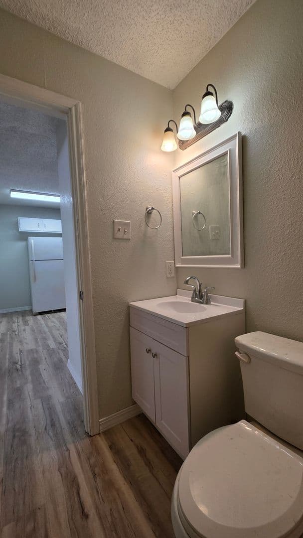 Lubbock Apartment: 2207 15th Street