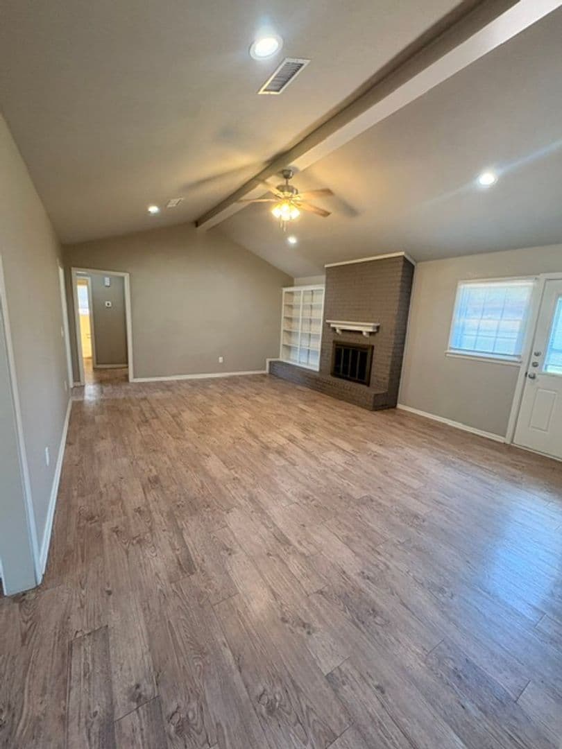 Lubbock House: 5733 36th Street