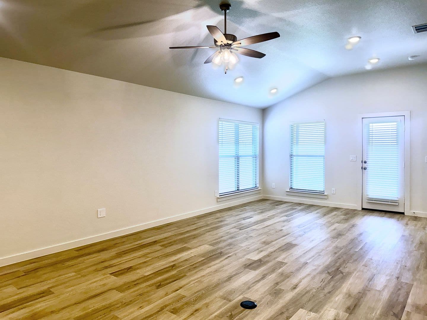 Lubbock House: 7113 14th Street