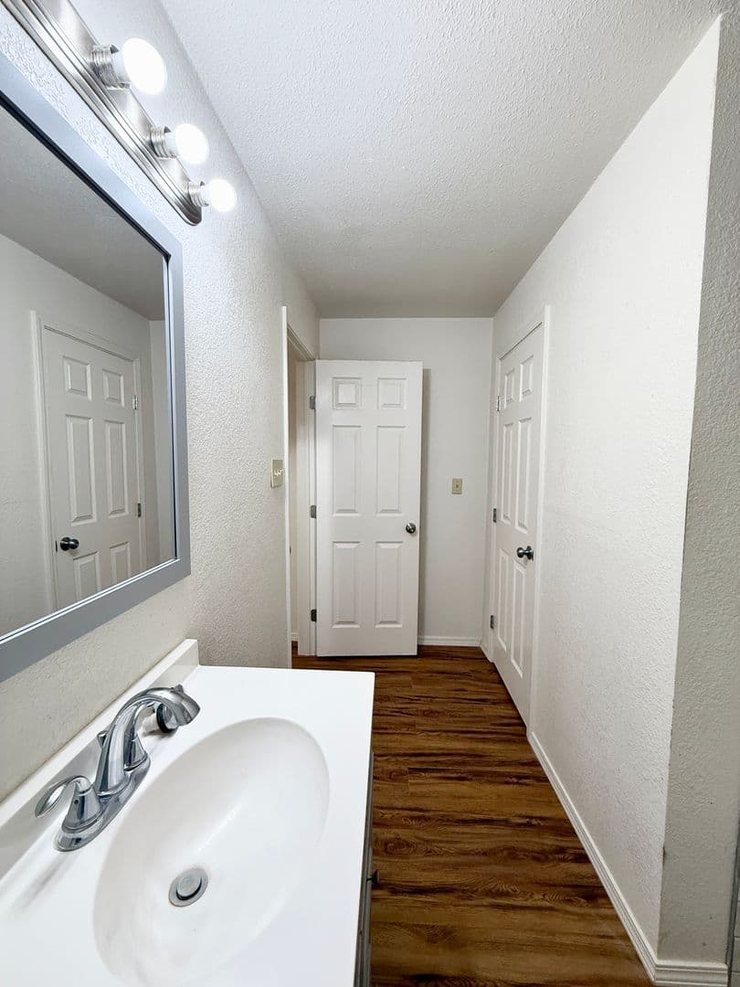 Lubbock Apartment: 1912 25th Street