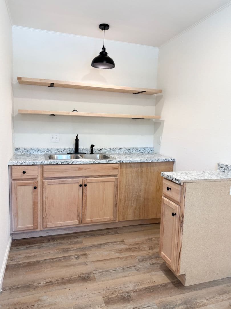 Lubbock Apartment: 1710 9th Street