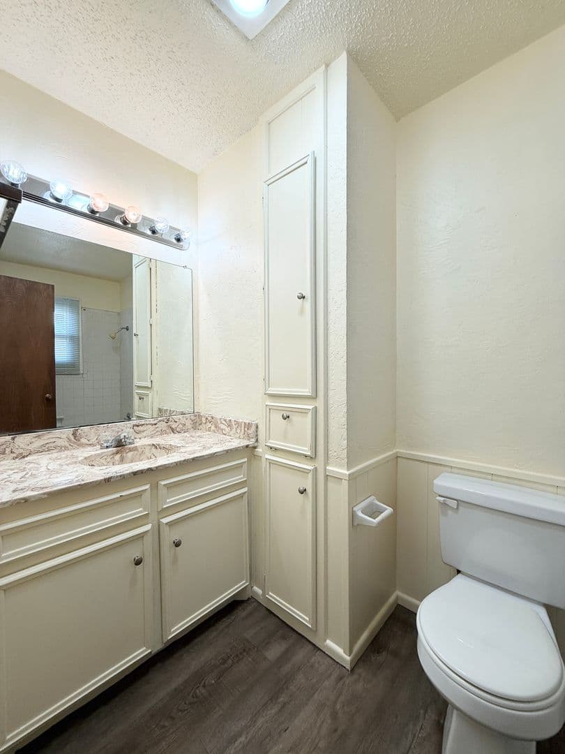 Lubbock Apartment: 4424 75th Drive