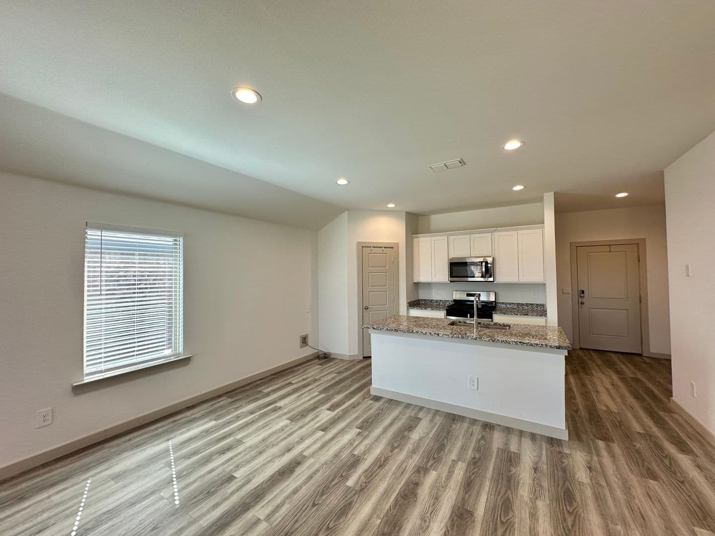 Lubbock House: 2328 149th Street