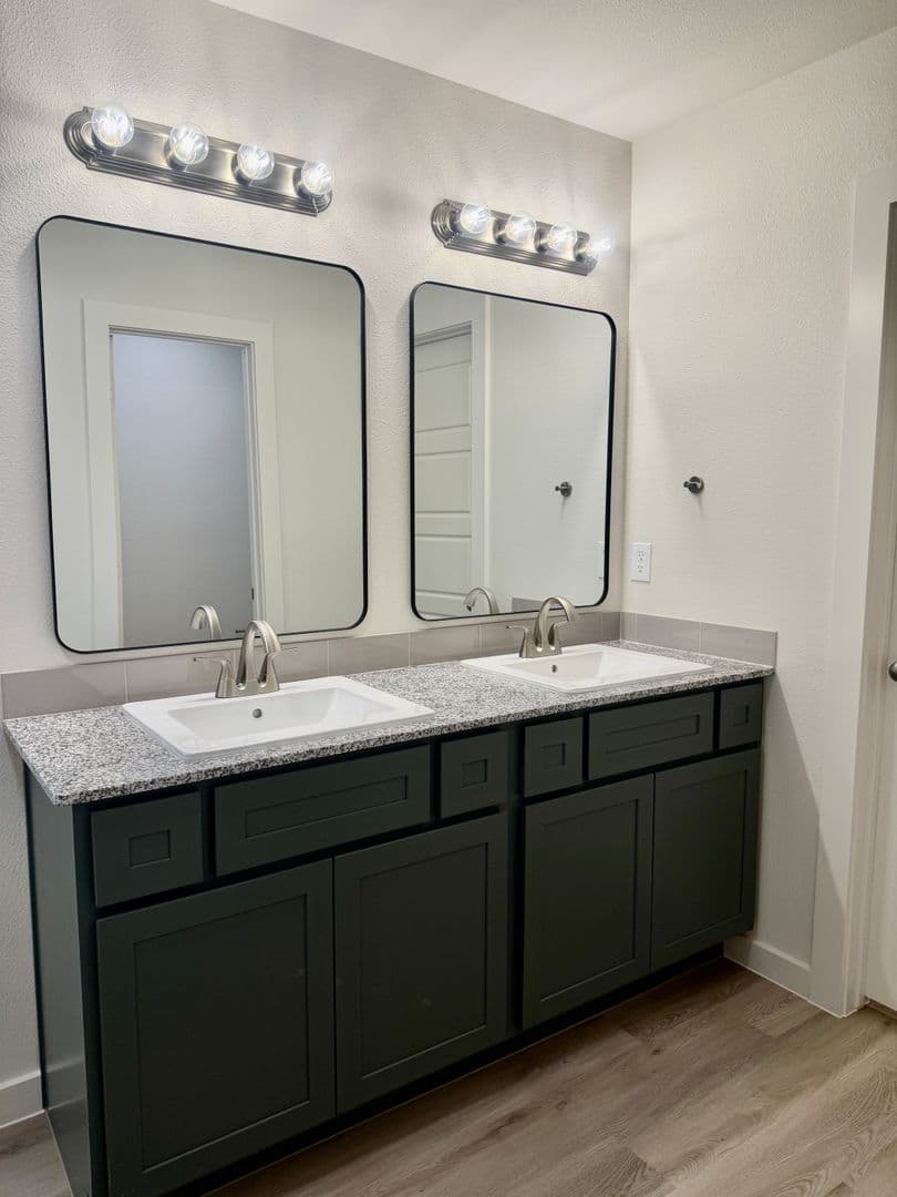 Lubbock House: 7113 14th Street