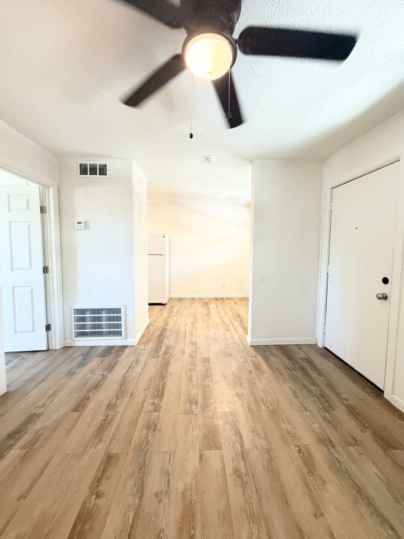Lubbock Apartment: 1710 9th Street