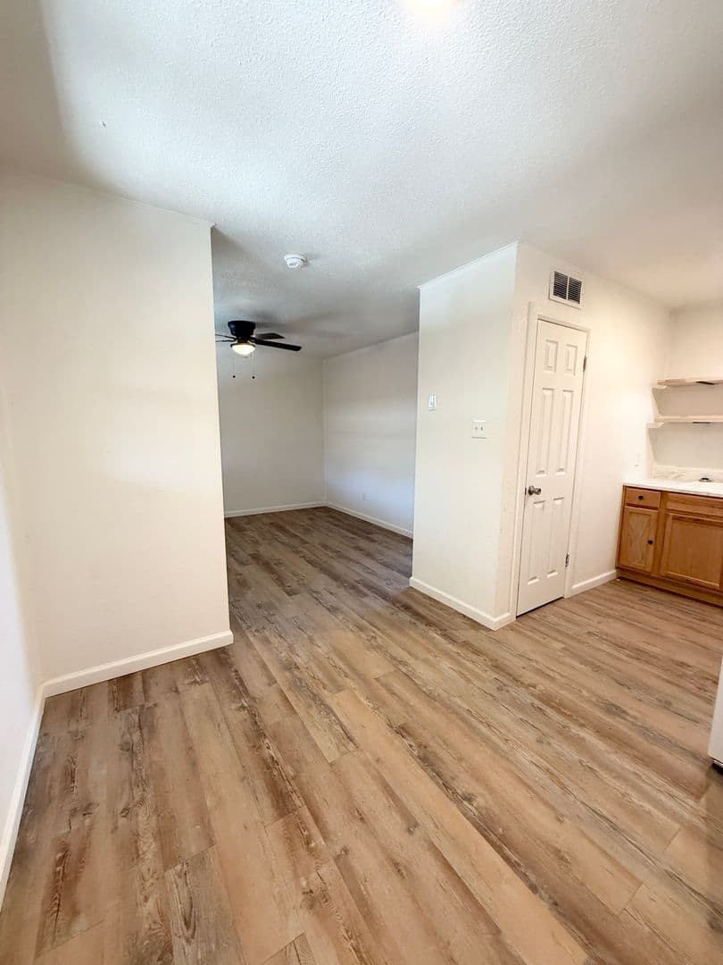 Lubbock Apartment: 1710 9th Street