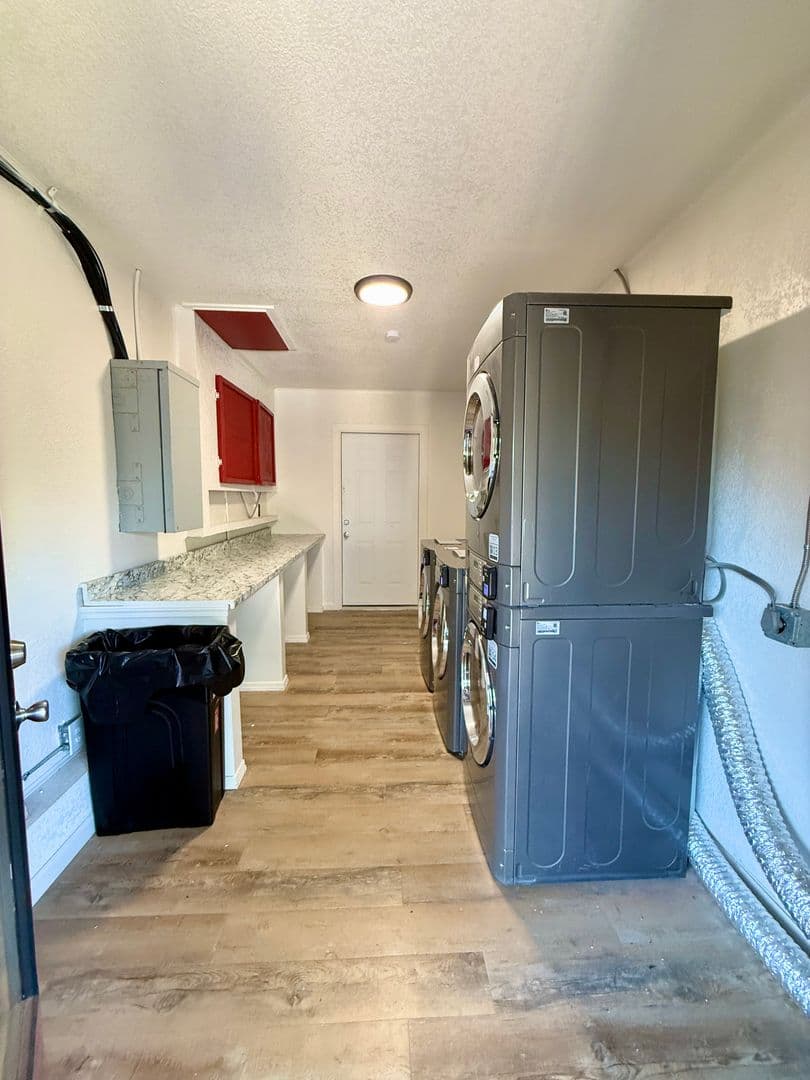 Lubbock Apartment: 1710 9th Street