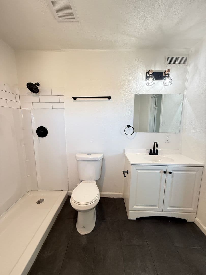 Lubbock Apartment: 1710 9th Street