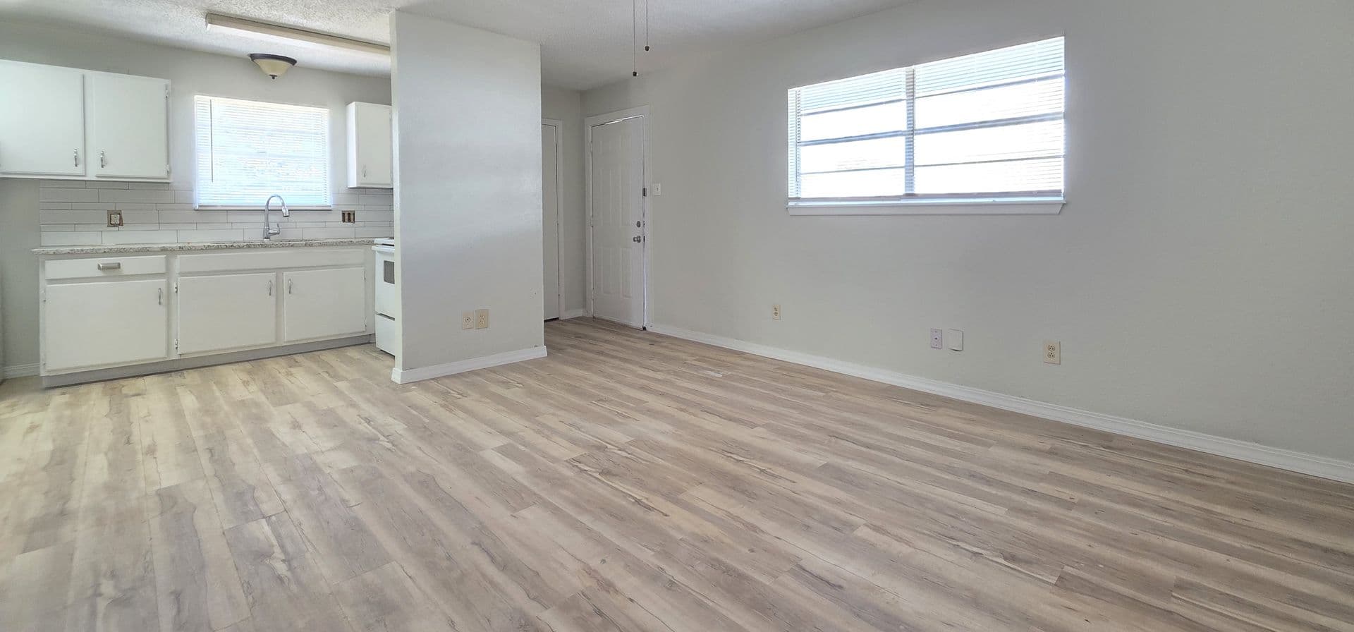 Lubbock Apartment: 2207 15th Street