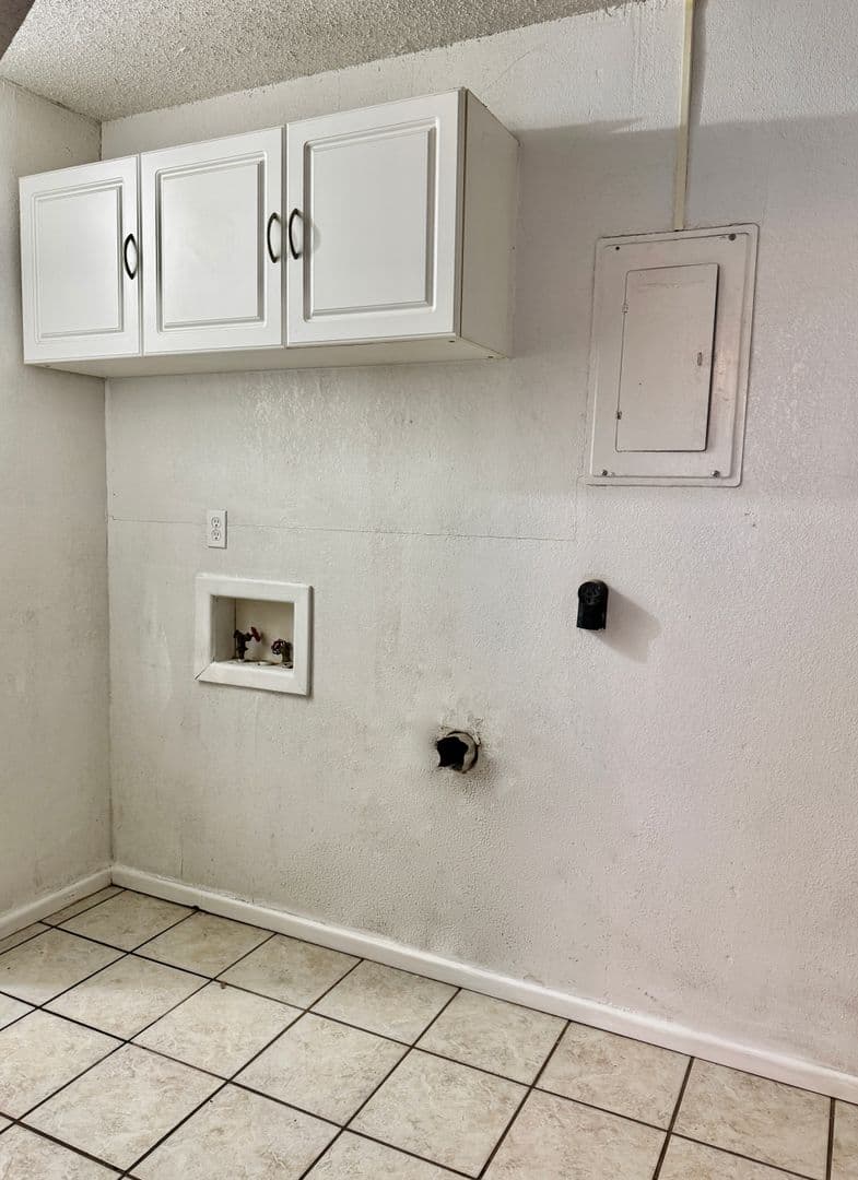 Lubbock House: 5421 13th Street
