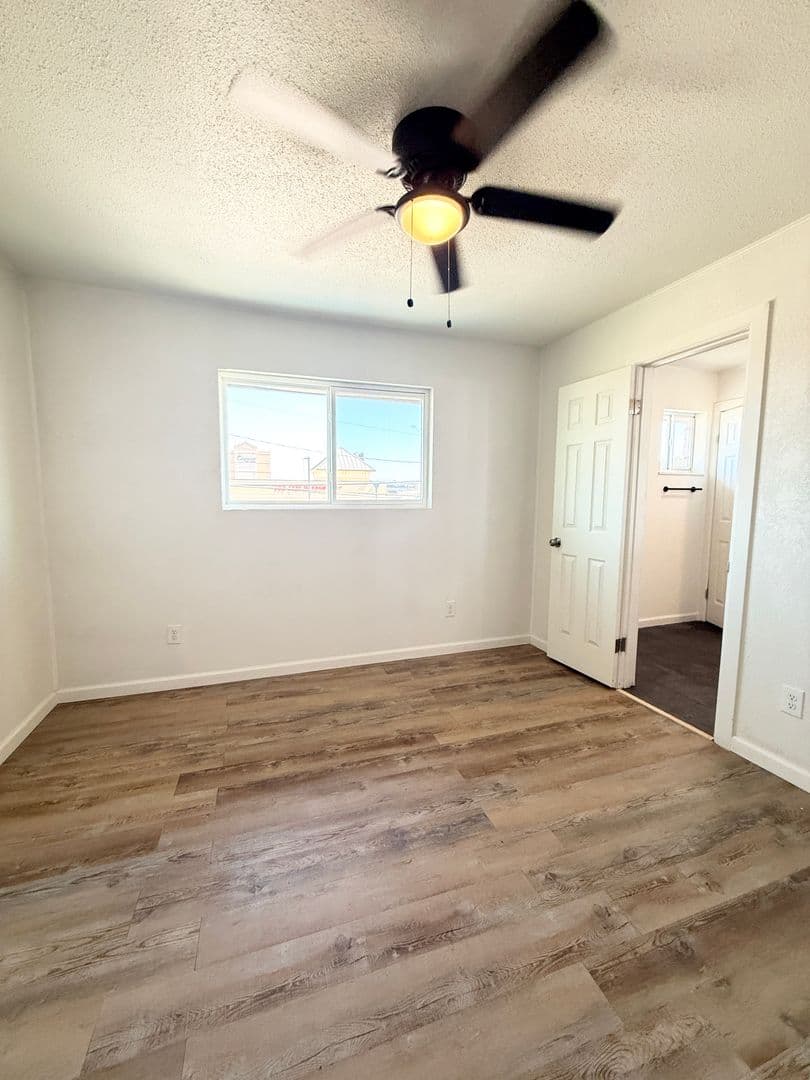 Lubbock Apartment: 1710 9th Street