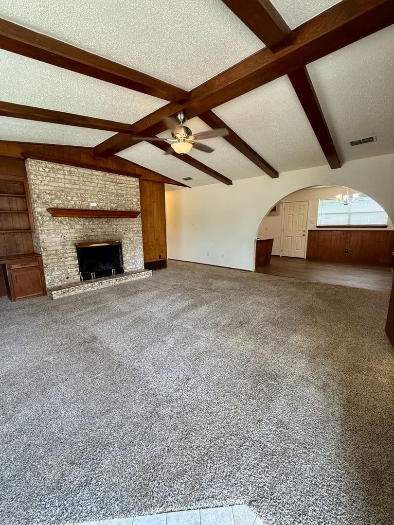 Lubbock Apartment: 4424 75th Drive