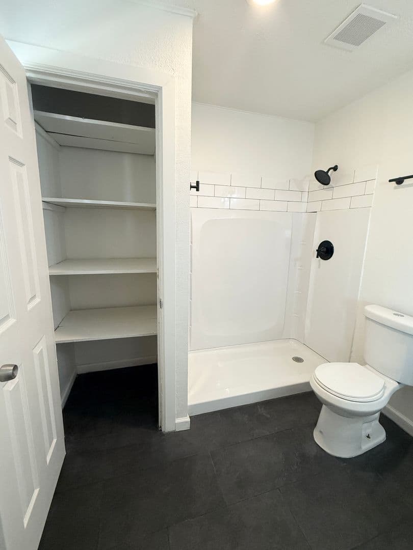 Lubbock Apartment: 1710 9th Street