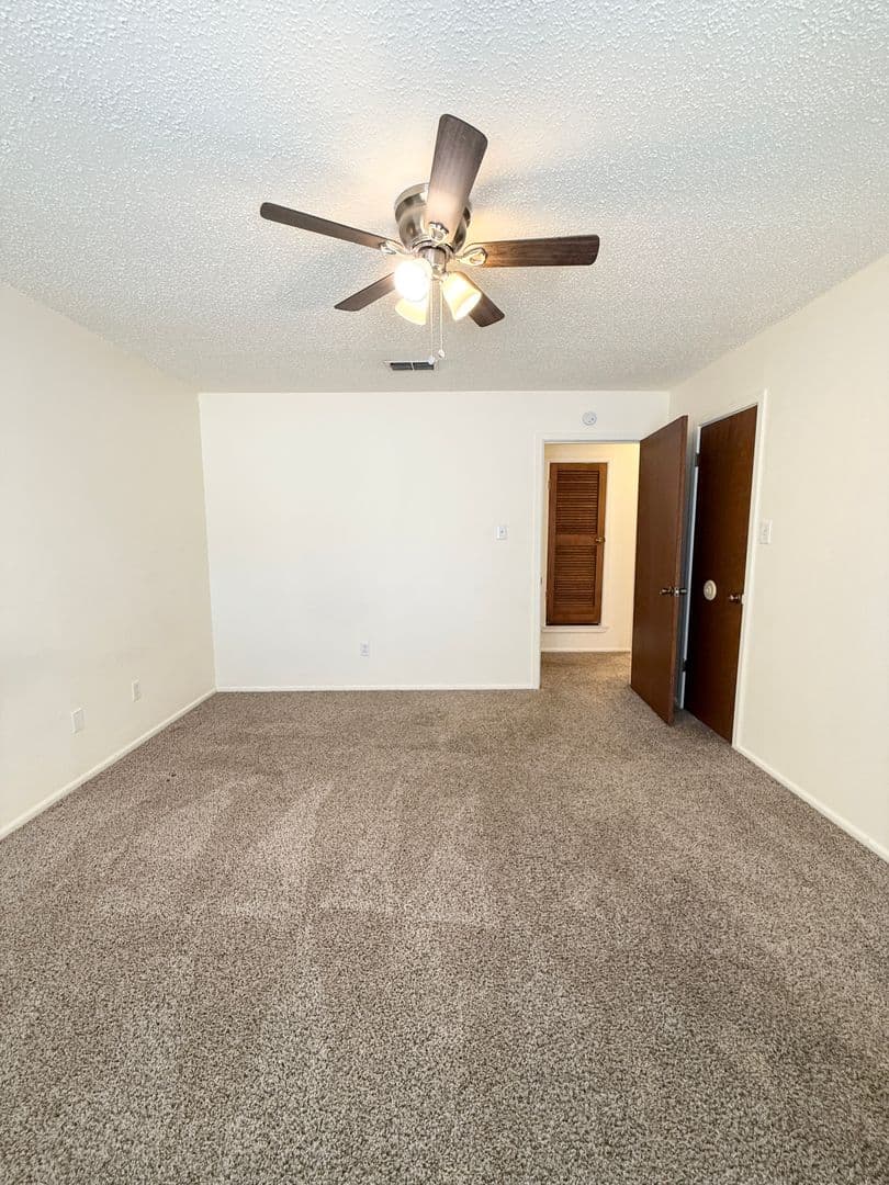 Lubbock Apartment: 4424 75th Drive