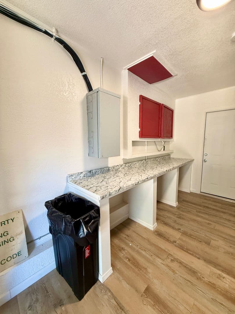 Lubbock Apartment: 1710 9th Street