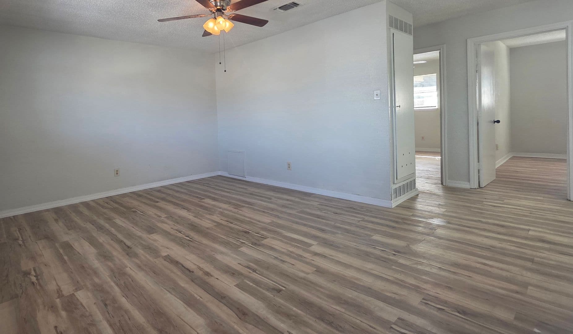 Lubbock Apartment: 2207 15th Street