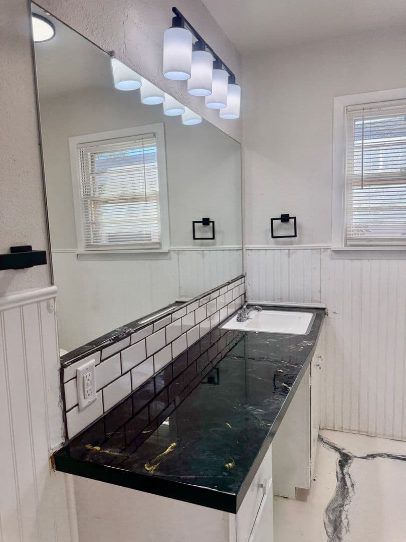 Lubbock House: 3003 37th Street