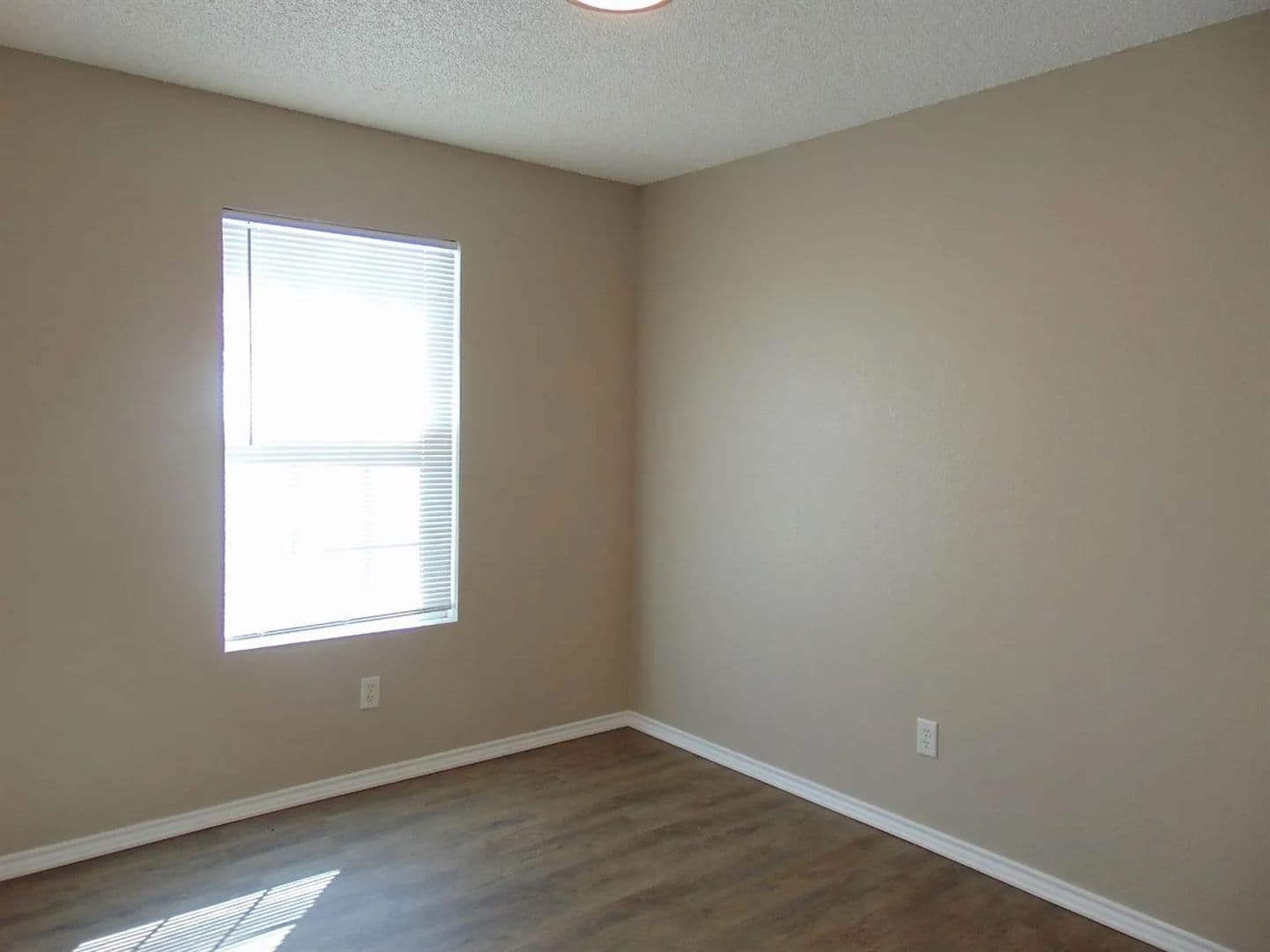 Lubbock Apartment: 912 82nd Street