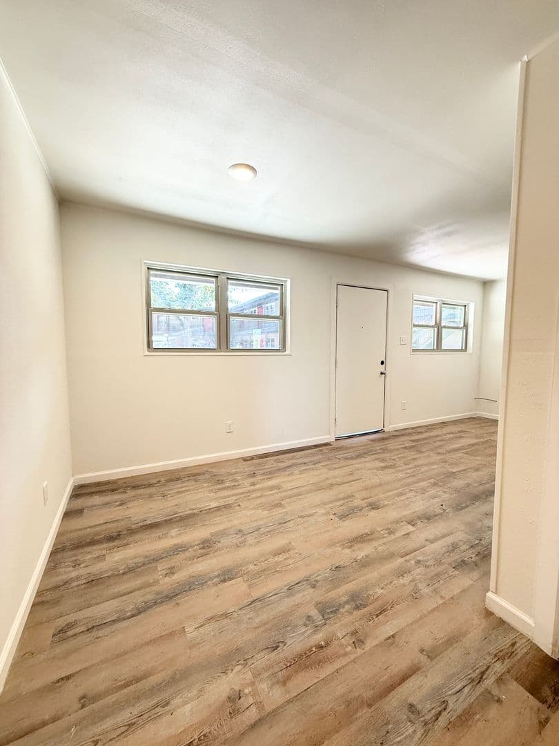 Lubbock Apartment: 1710 9th Street