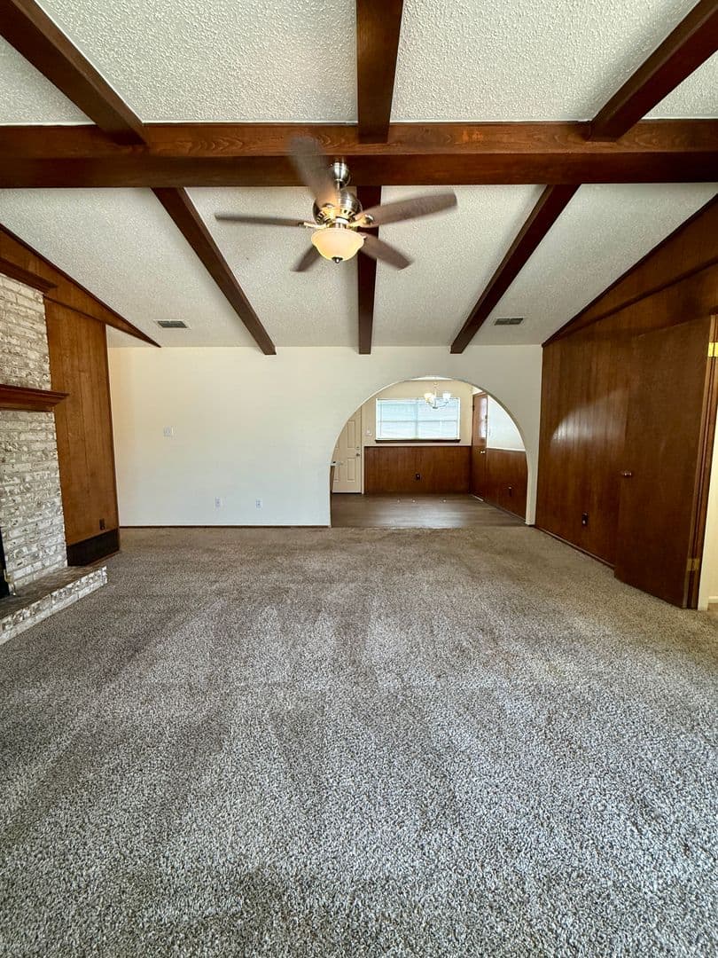 Lubbock Apartment: 4424 75th Drive