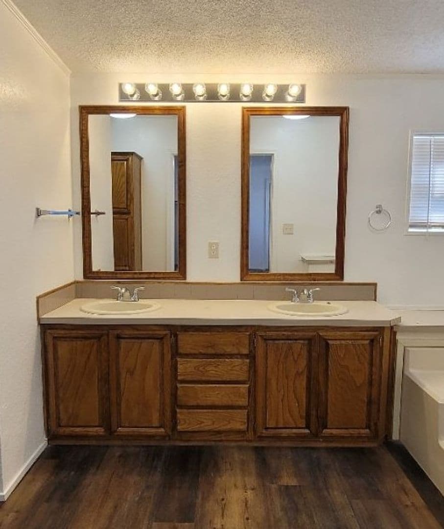 Lubbock House: 6801 19th Street #594