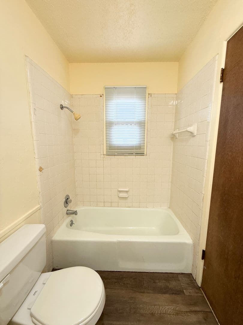 Lubbock Apartment: 4424 75th Drive