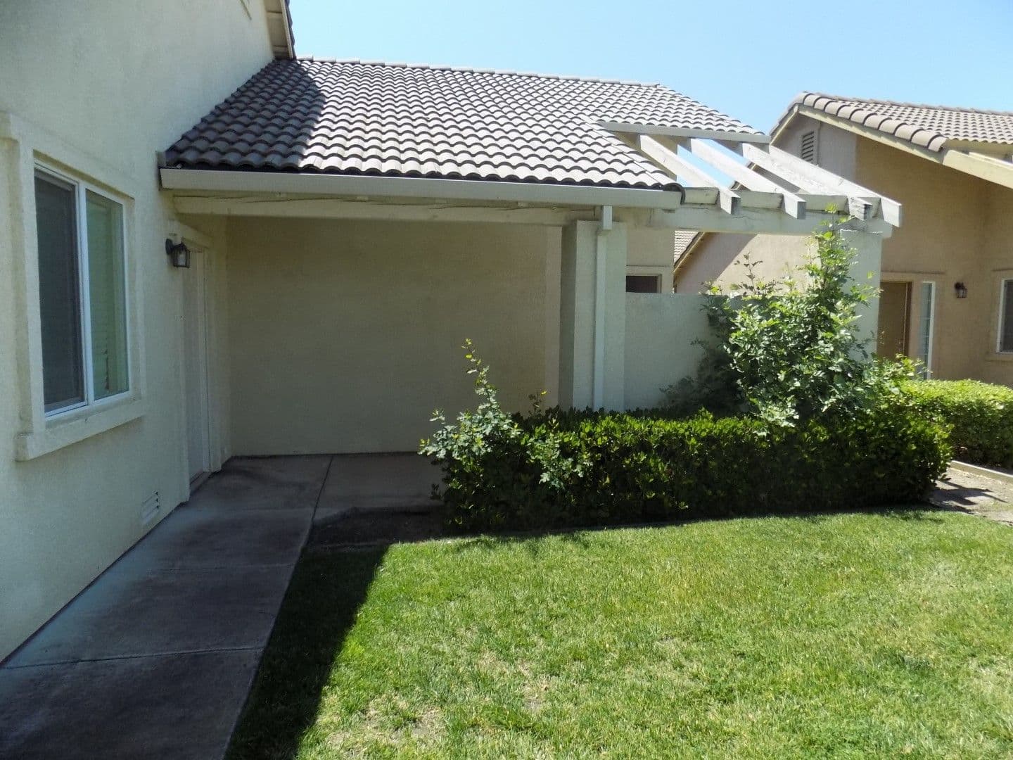 Tracy Multiplex: 351 Acacia St Tracy CA 95376