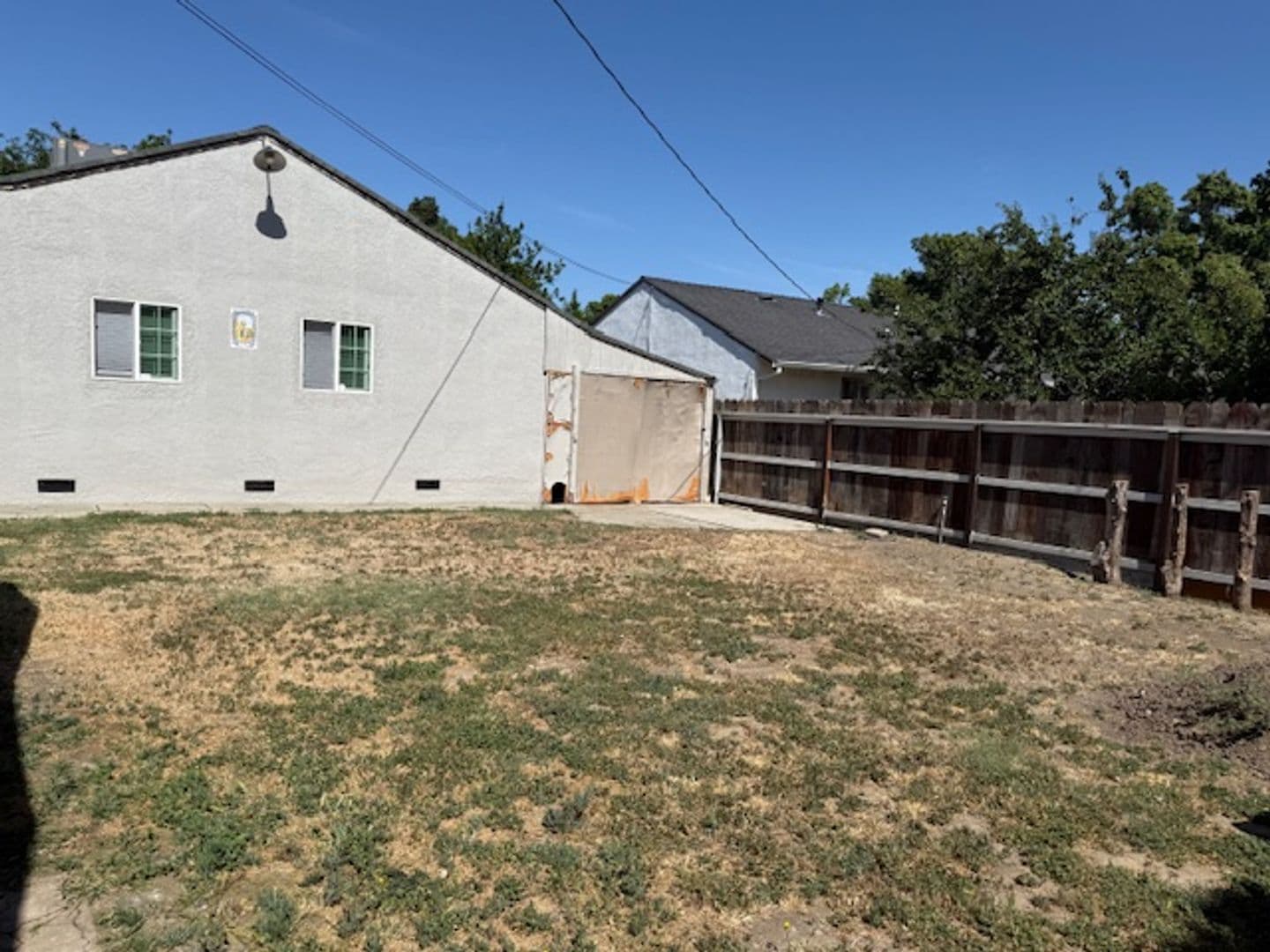 Tracy House: 1320 Wilson Ave.