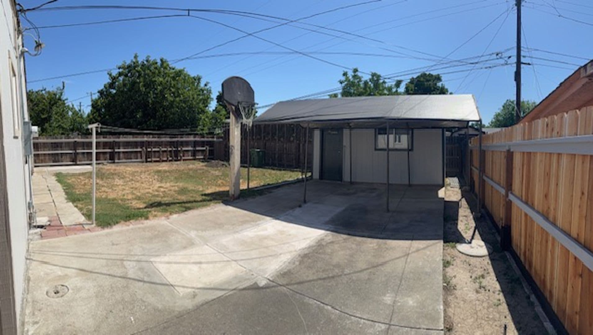 Tracy House: 1320 Wilson Ave.