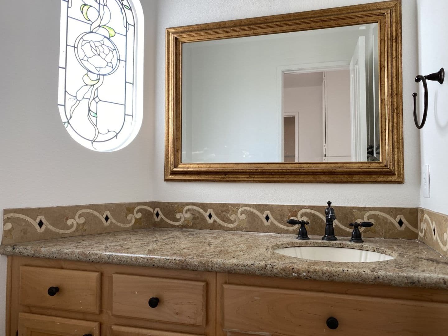 San Diego House: 11017 Corte Playa Merida