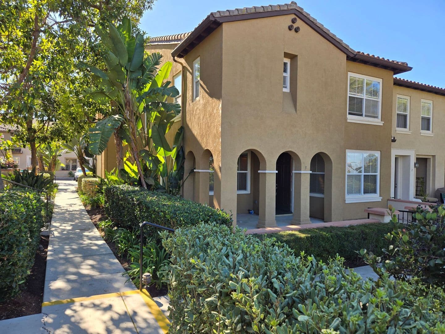 San Diego Townhome: 7850 Via Belfiore #3
