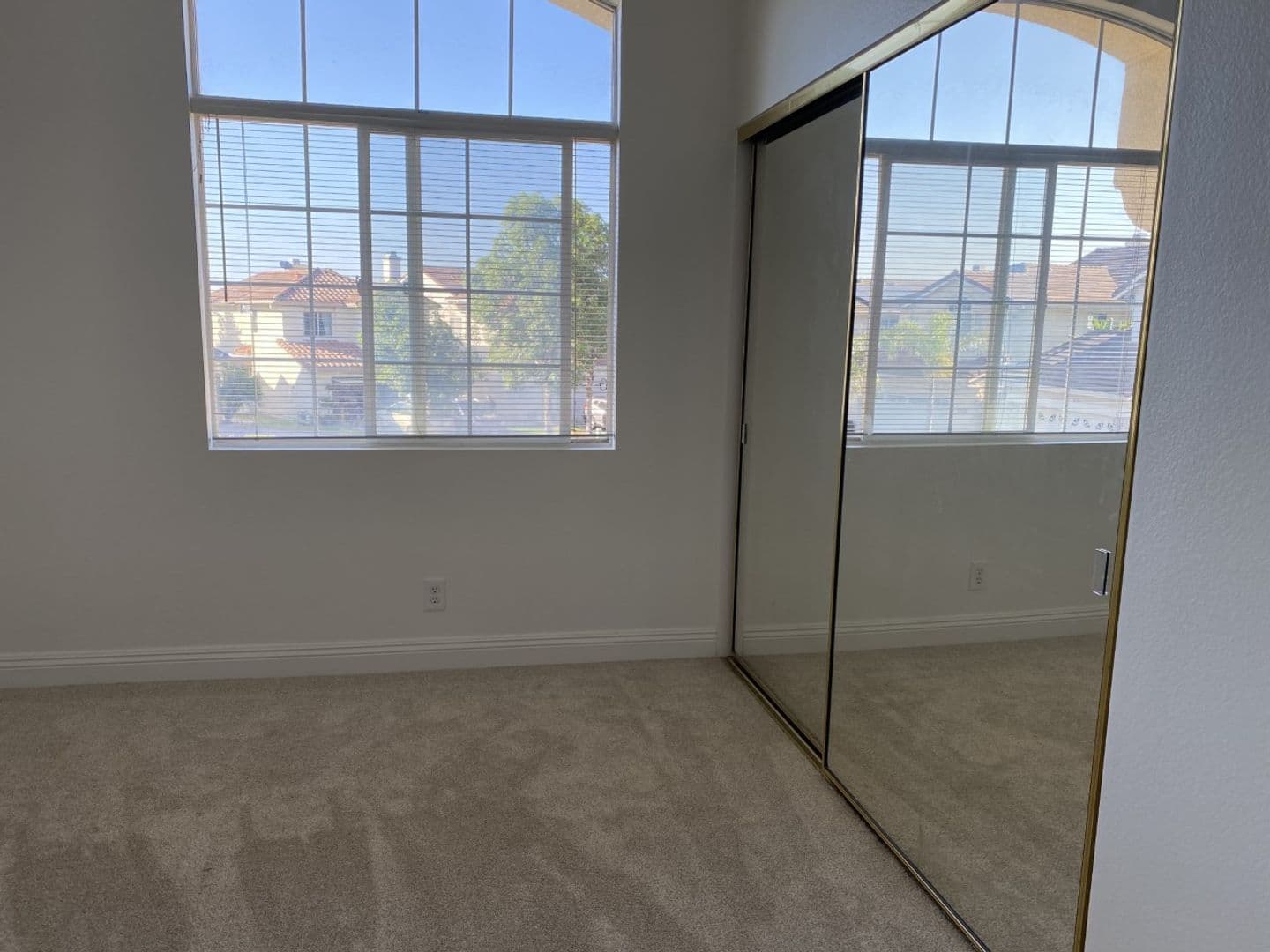 San Diego House: 11017 Corte Playa Merida