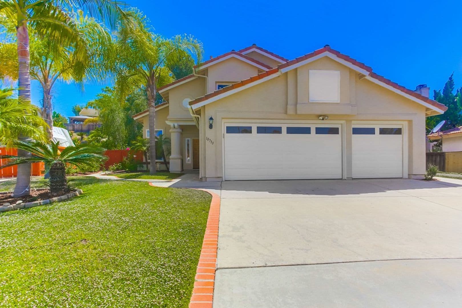 San Diego House: 10730 Carillon Ct.