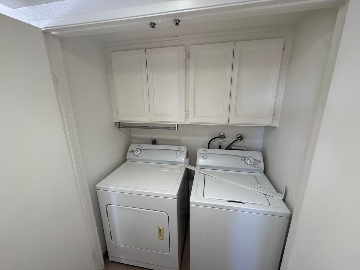 Spring Valley Condo: 1604 Presioca St #6